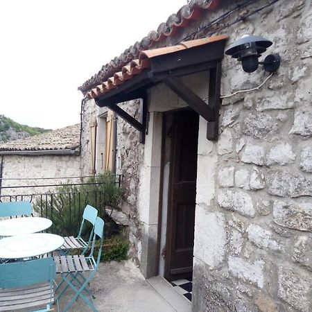 Maison Pierre Et Voute Au Coeur Du Village Balazuc Kültér fotó